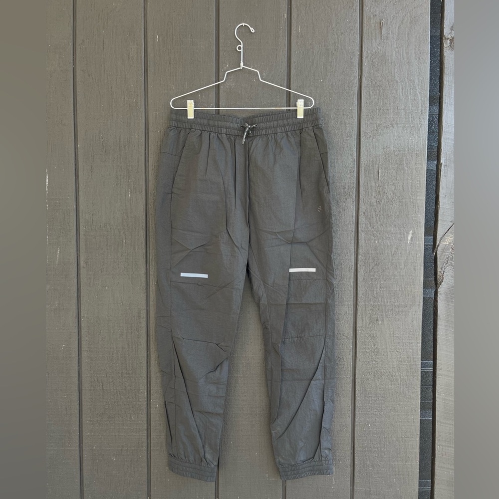 NWOT Men’s H&M Windbreaker Joggers